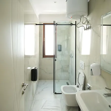 Velore Boutique Hotel 3*